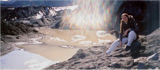 Zena Shapter – Iceland – Towards White